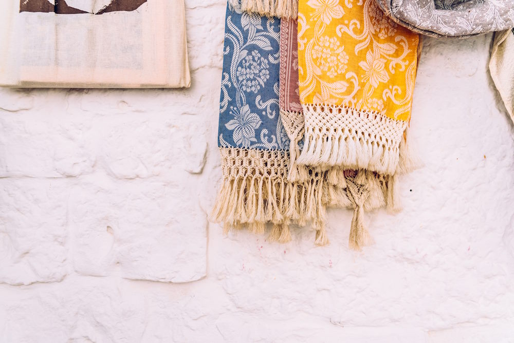 Boho Accessories: Must-Have Bags, Belts, and Shoes