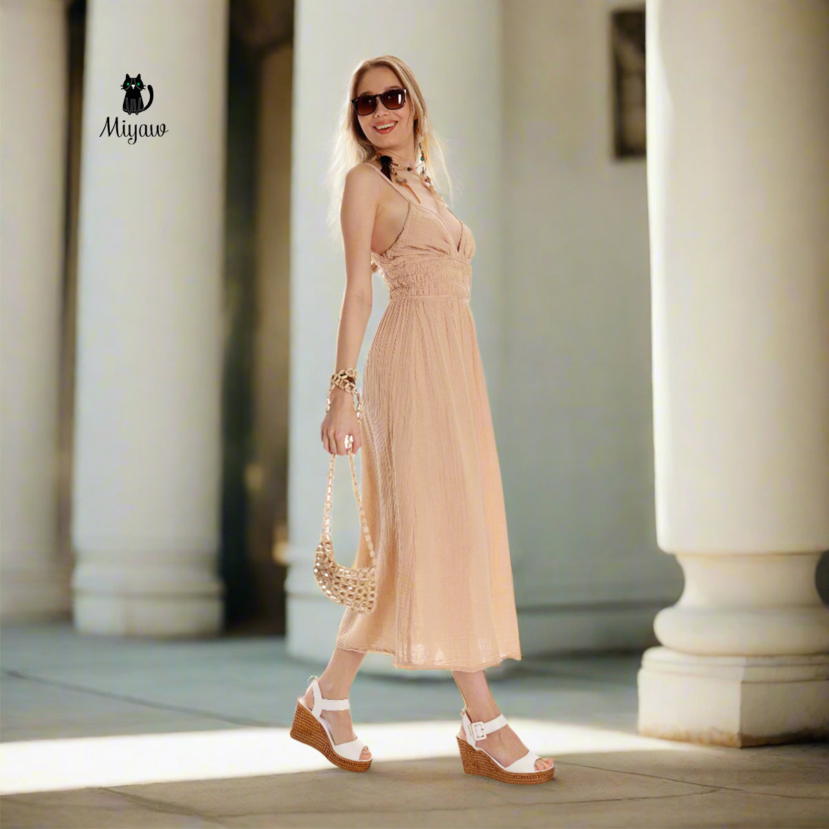 Boho Chic Sleeveless Open Back Maxi Dress for Summer