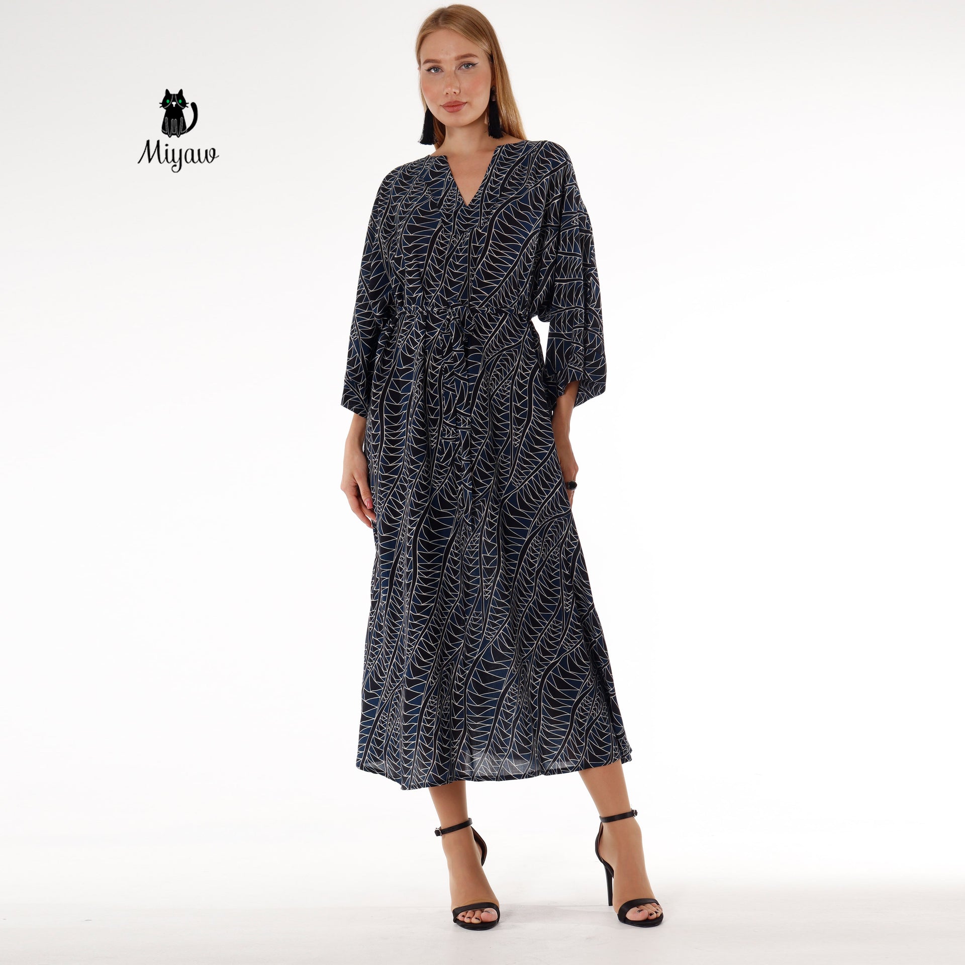 Long sleeve boho maxi dress black