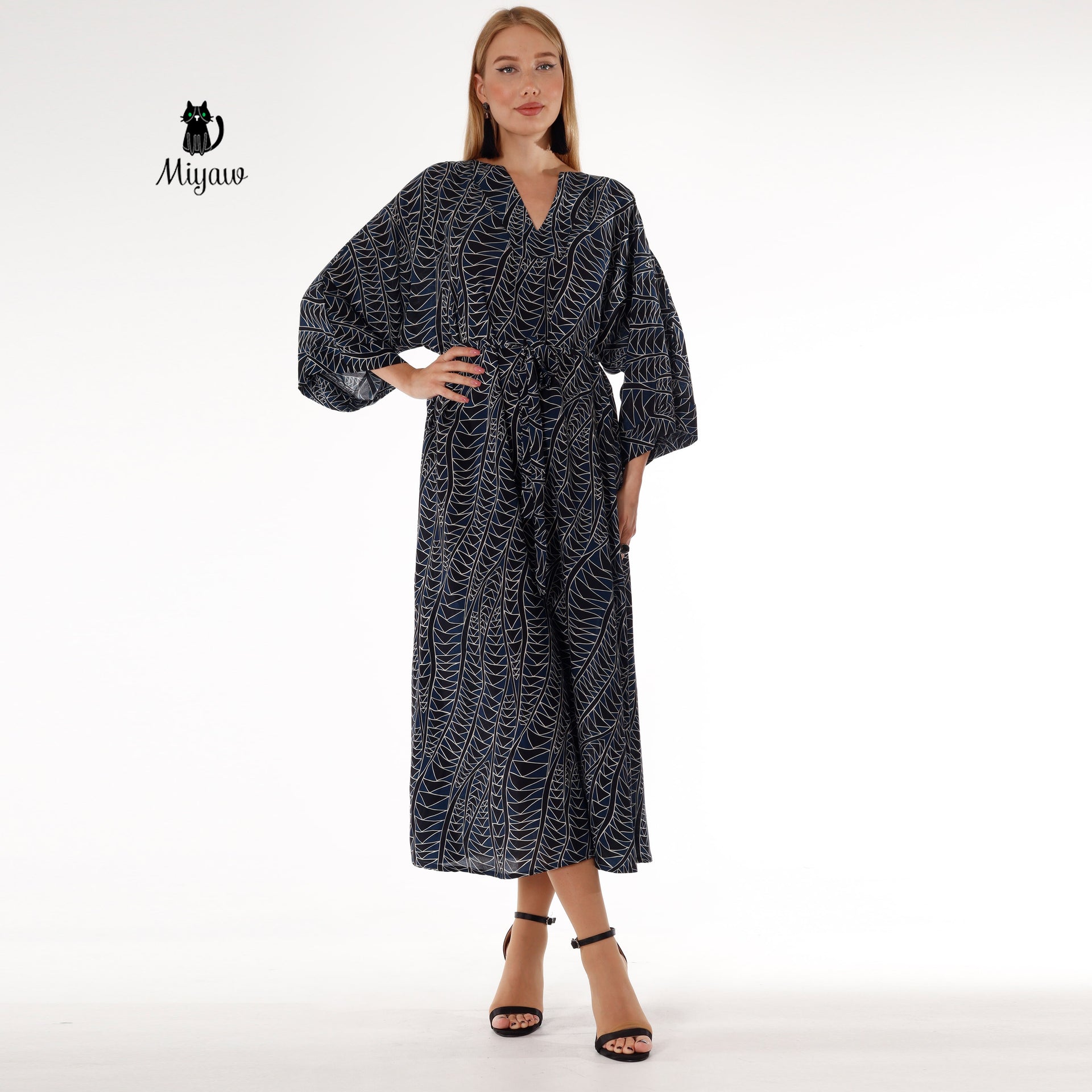 black long sleeve boho maxi dress