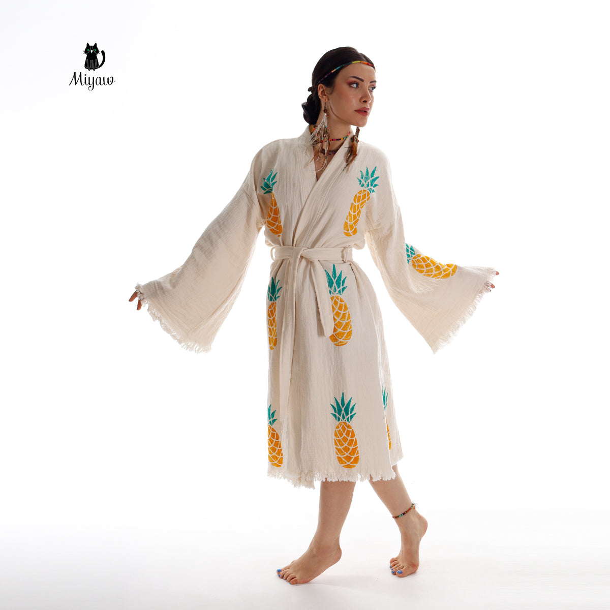 Wholesale Boho Pineapple Kimono Robe – Handcrafted for Spas