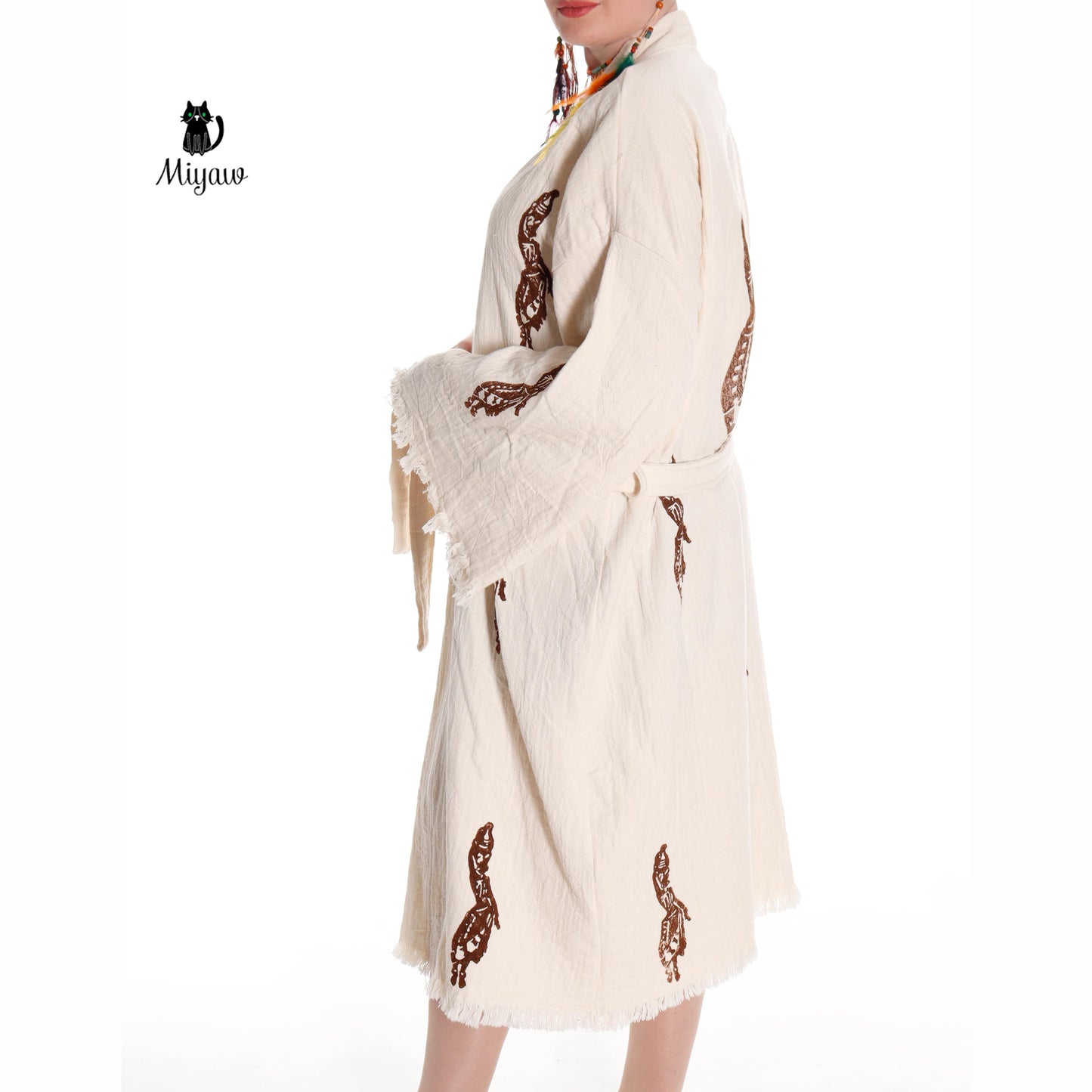 Handcrafted Cotton Kimono Robe with Arab Girl Carrying Water Design - Miyawfashion Miyawfashion