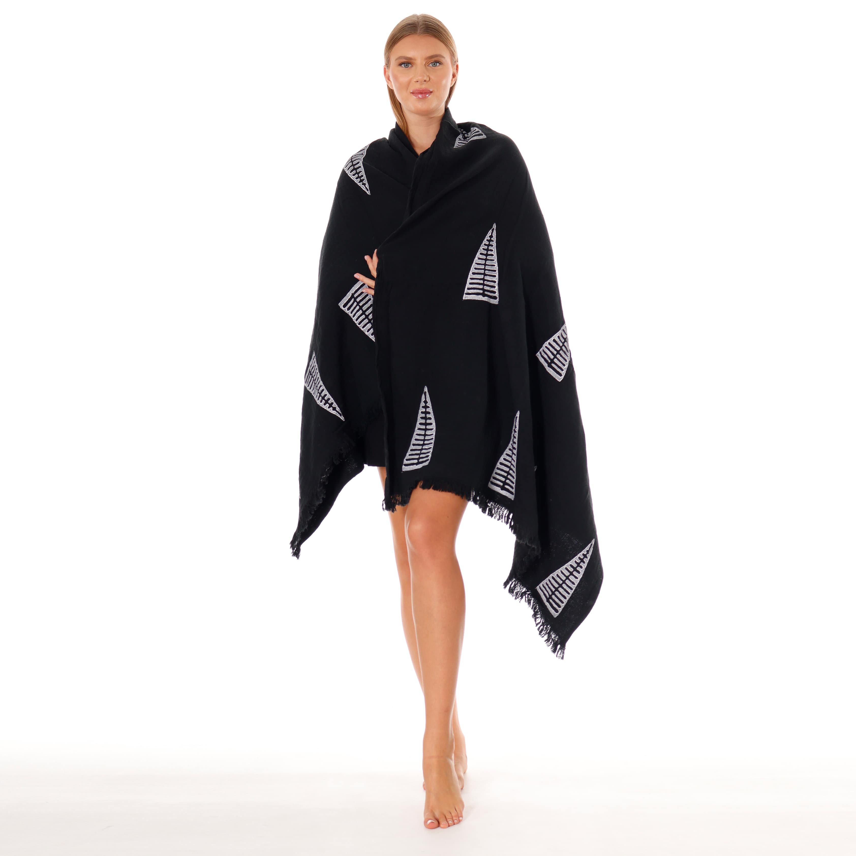 Handcrafted Pyramid Stamped Black Beach Towel - Miyawfashion