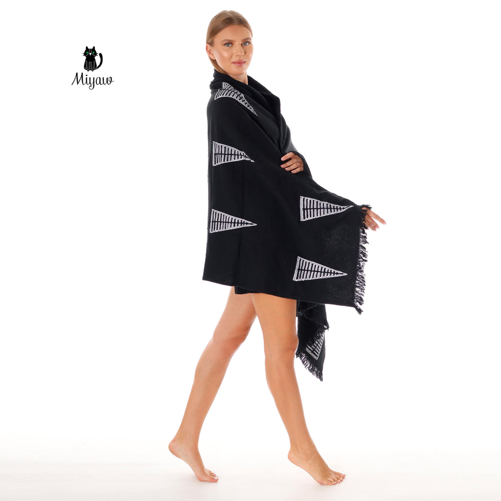Handcrafted Pyramid Stamped Black Beach Towel - Miyawfashion