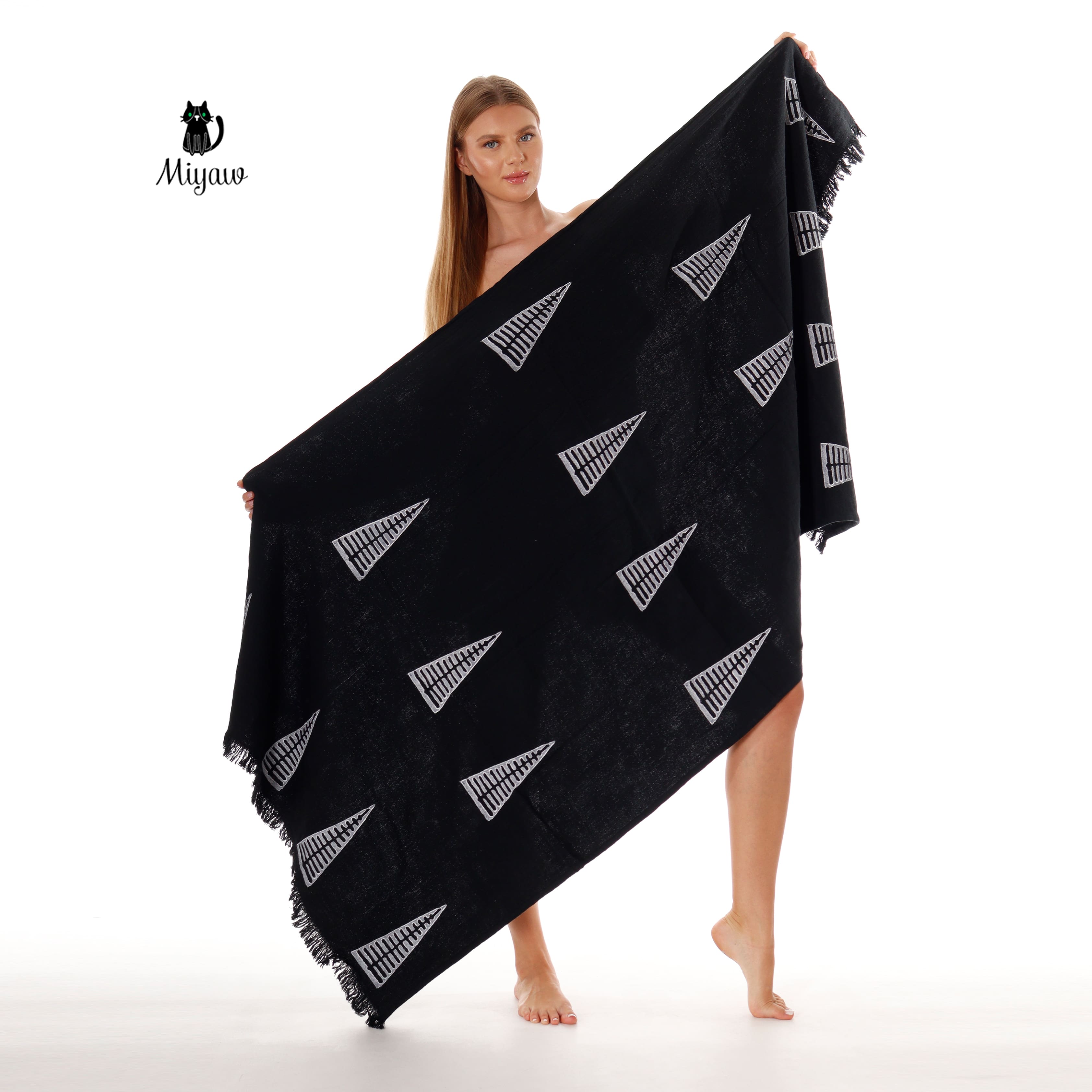 Handcrafted Pyramid Stamped Black Beach Towel - Miyawfashion