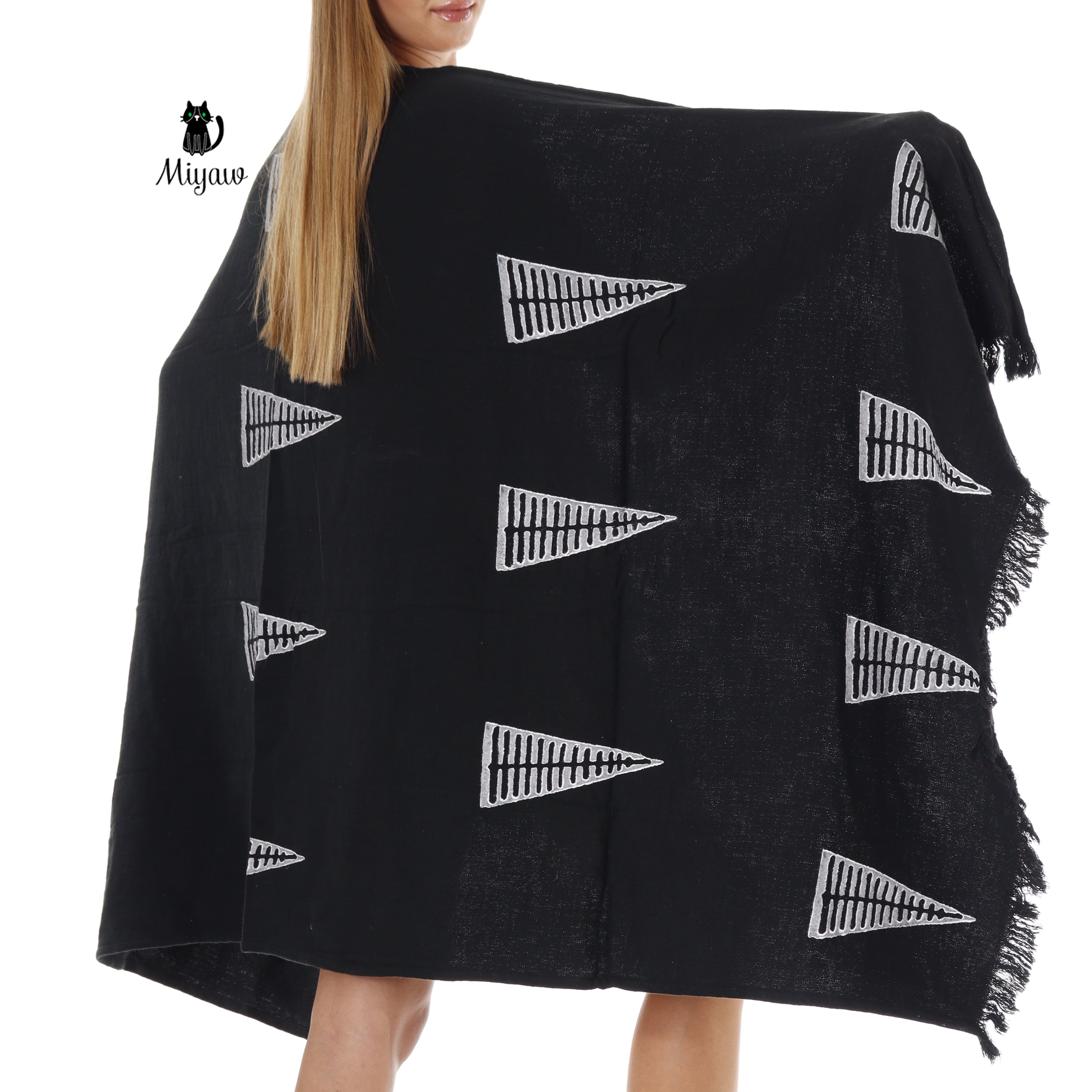Handcrafted Pyramid Stamped Black Beach Towel - Miyawfashion