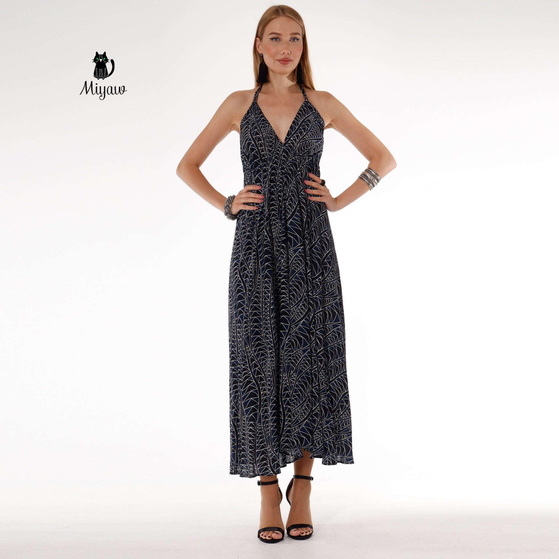 Effortlessly Elegant Long Dress for Resort Vacations - Miyawfashion