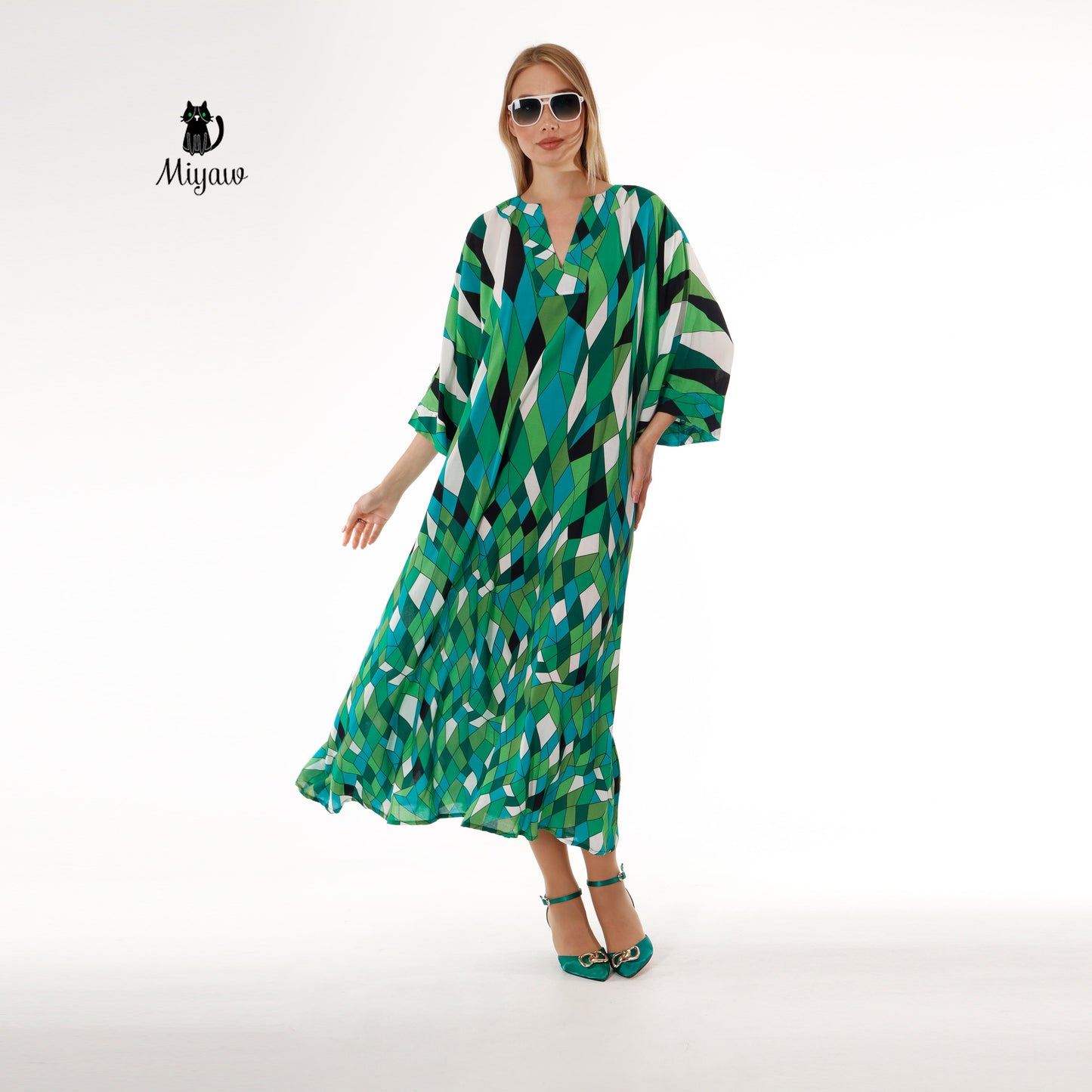 Elegant Green V-Neck Maxi Dress for Modest Women - Miyawfashion Miyawfashion