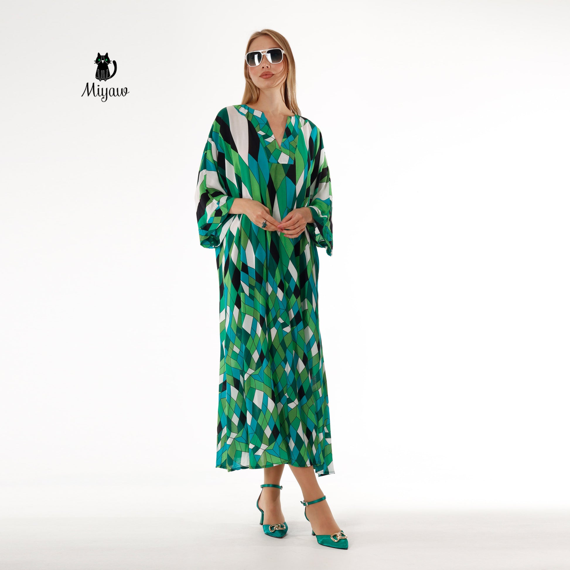 Elegant Green V-Neck Maxi Dress for Modest Women - Miyawfashion