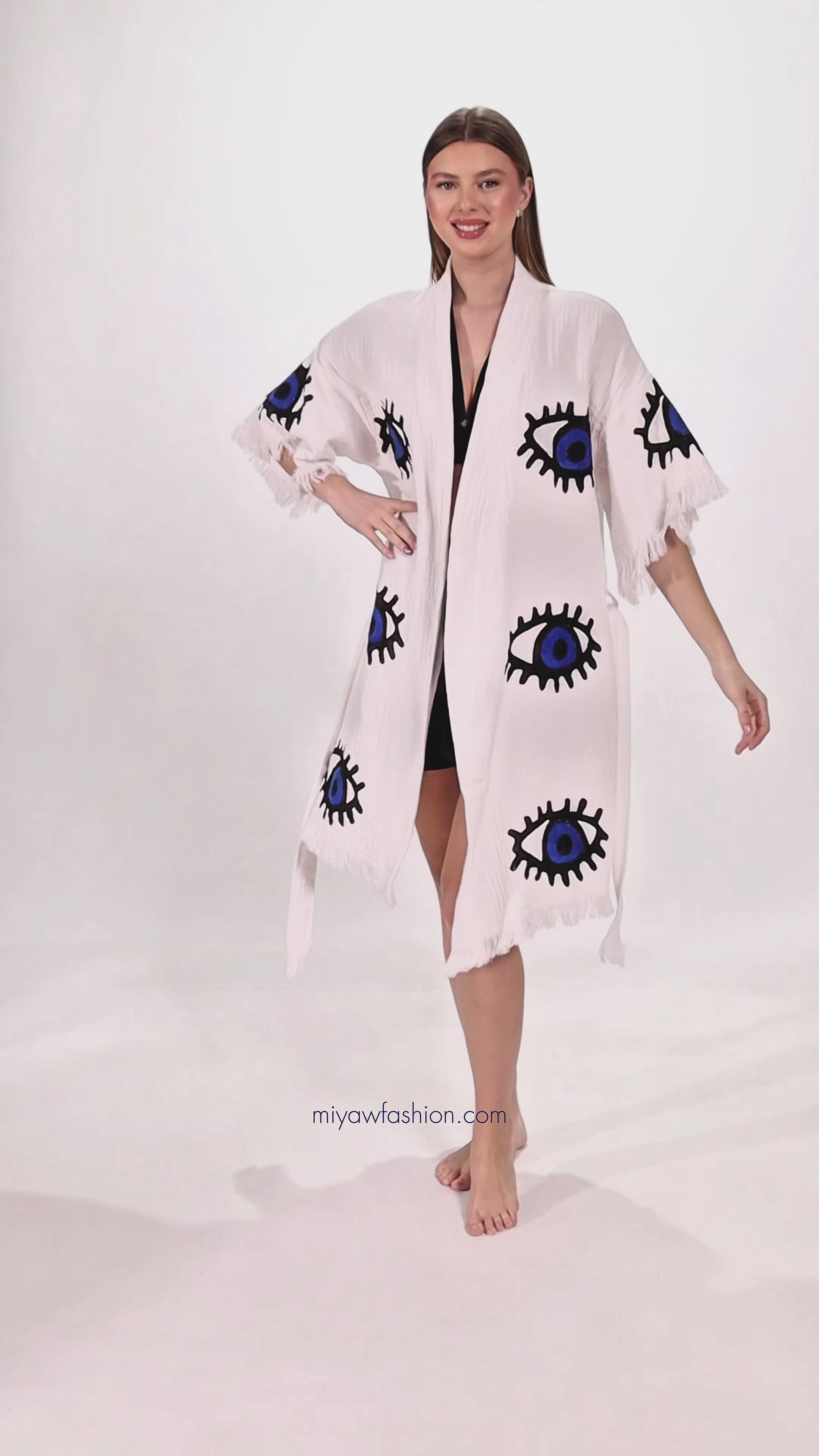 Wholesale Handmade Protective Eye print Kimono in White